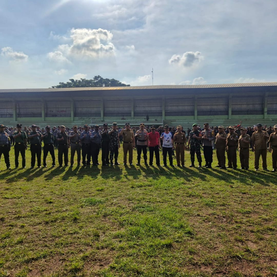 Apel Gelar Pasukan Tiga Pilar Pondok Gede, Perkuat Sinergi Pengamanan Natal 2025 dan Tahun Baru 2026