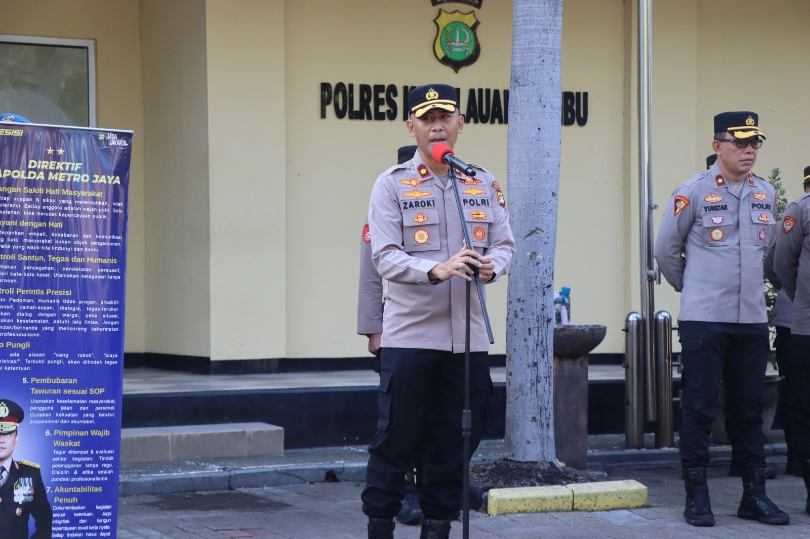 Apel Pagi Polres Kepulauan Seribu, Wakapolres Tekankan Pedomani Direktif Kapolda Metro Jaya