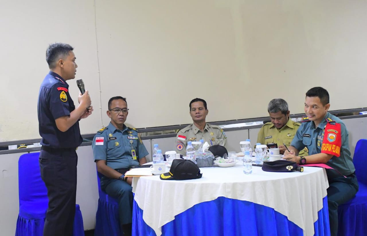 Danlanal Tarempa Gelar Coffee Morning Dalam Rangka Hari Hidrofrafi TNI AL 2025