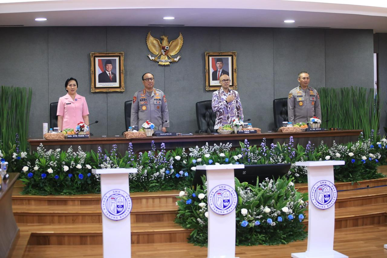 Mendiktisaintek Apresiasi Polri dalam Wujudkan SDM Unggul Lewat SMA Kemala Taruna Bhayangkara