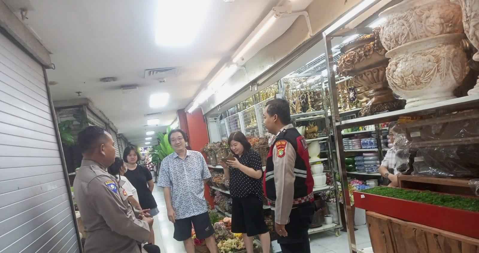 Polsek Pademangan Selesaikan Keributan di Pasar Pagi Mangga Dua