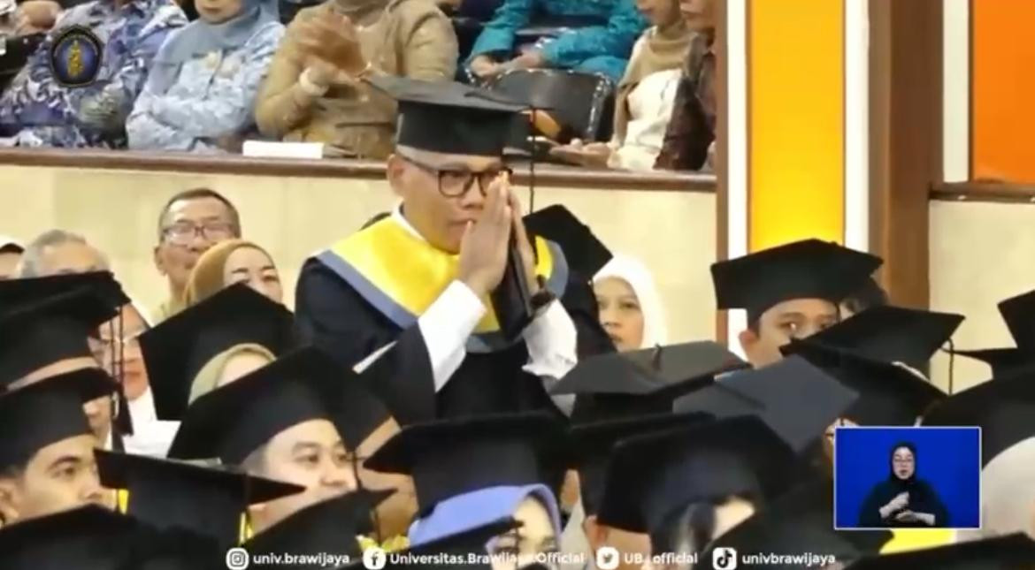 Sandang Gelar Doktor Brigjen Gidion Ikuti Prosesi Wisuda UB di Malang