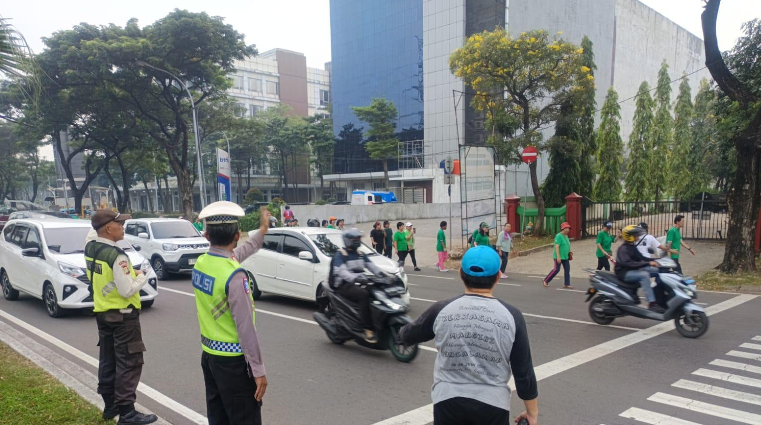 Rayakan HUT Ke-11 Paroki Harapan Indah, 500 Peserta Jalan Sehat Dikawal Ketat Polsek Medan Satria
