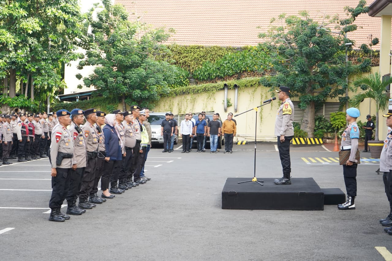 Polisi Gelar Apel Pengamanan Aksi Warga Sunter Jaya di Kantor BPN Jakarta Utara