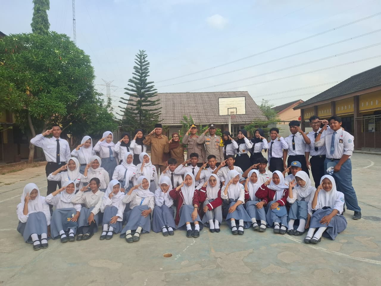 Sentuh Siswa Pelajar, Police Goes To School: Langkah Preemtif Polrestro Bekasi Tekan Tawuran Lewat Himbauan Kamtibmas