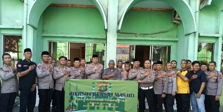 Polres Pelabuhan Tanjung Priok, Gelar Aksi Bersih-bersih Masjid dan Hotline 110, Tips Mudik Aman Keluarga Nyaman, Pemberantasan Preman
