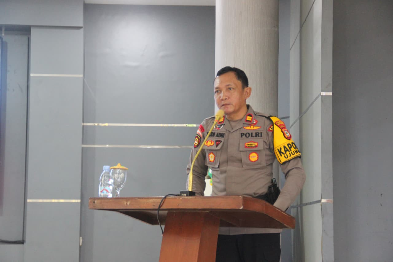 Viral Dicintai Warga, Ini 3 Hal yang Dilakukan Iptu Rudi Selama Jabat Kapolsek Ujung Loe