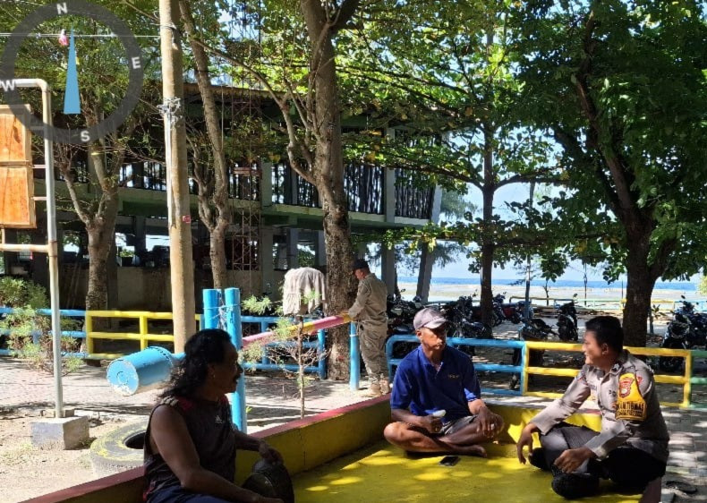 Briptu Andika Fajar Sambang Tokoh Masyarakat di Pulau Tidung: Sinergi Cegah Premanisme dan Judi Online