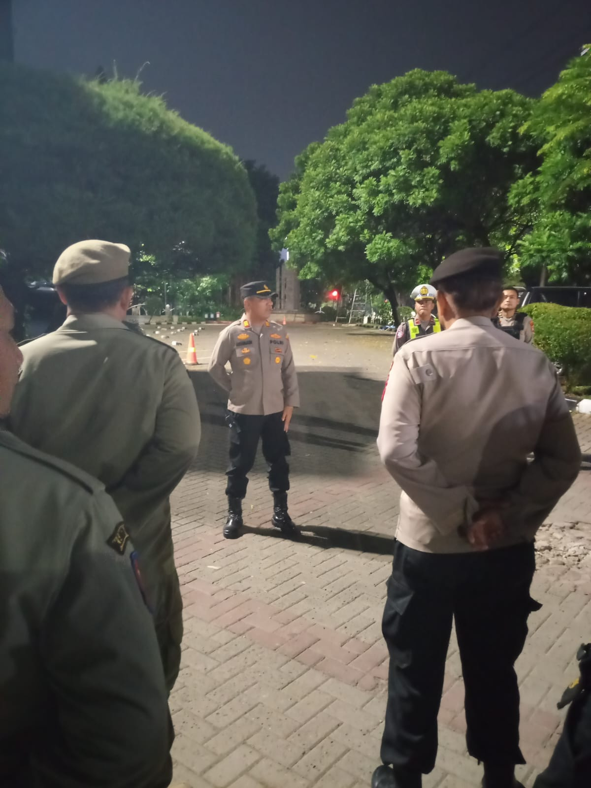 Polsek Rawalumbu Gelar Apel Patroli Skala Besar Antisipasi Balap Liar dan Gangguan Kamtibmas
