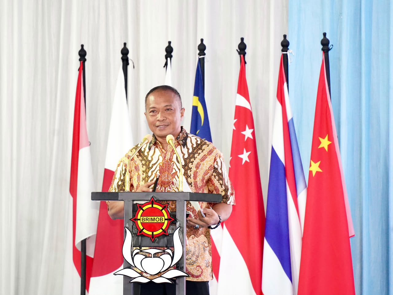 Polri Sukses Gelar Dua Kejuaraan Indoor Skydiving Internasional di Wind Tunnel Brimob