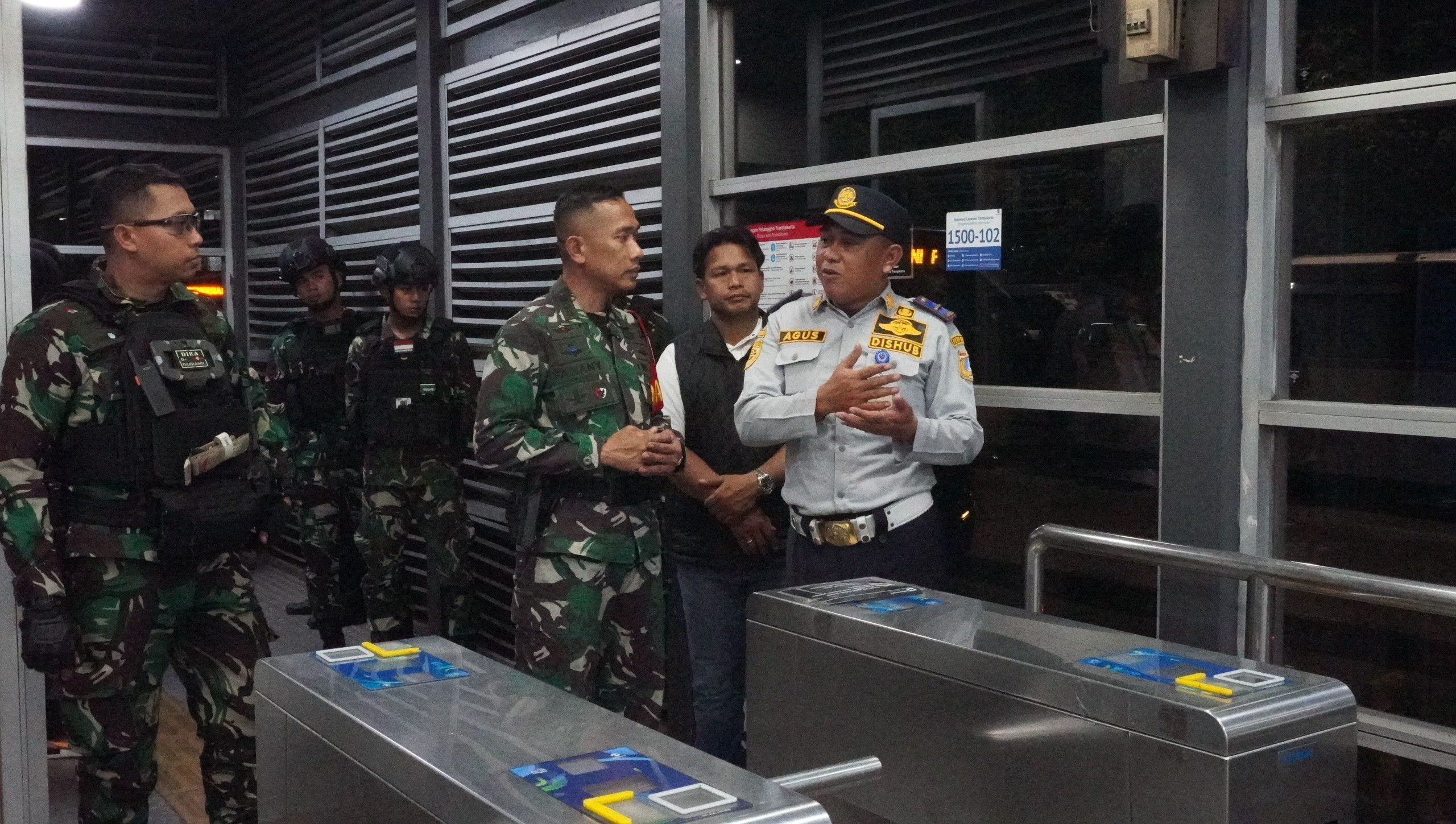 Dandim 0502/JU Pimpin Patroli Gabungan Satgas Begal, Perkuat Keamanan Malam Hari di Jakarta Utara
