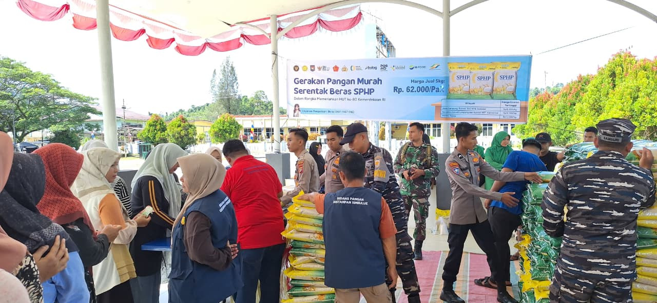 Primkopal Lanal Simeulue Turut Serta Dalam Penyediaan Beras SPHP Melalui Gerakan Pangan Murah (GPM) Serentak