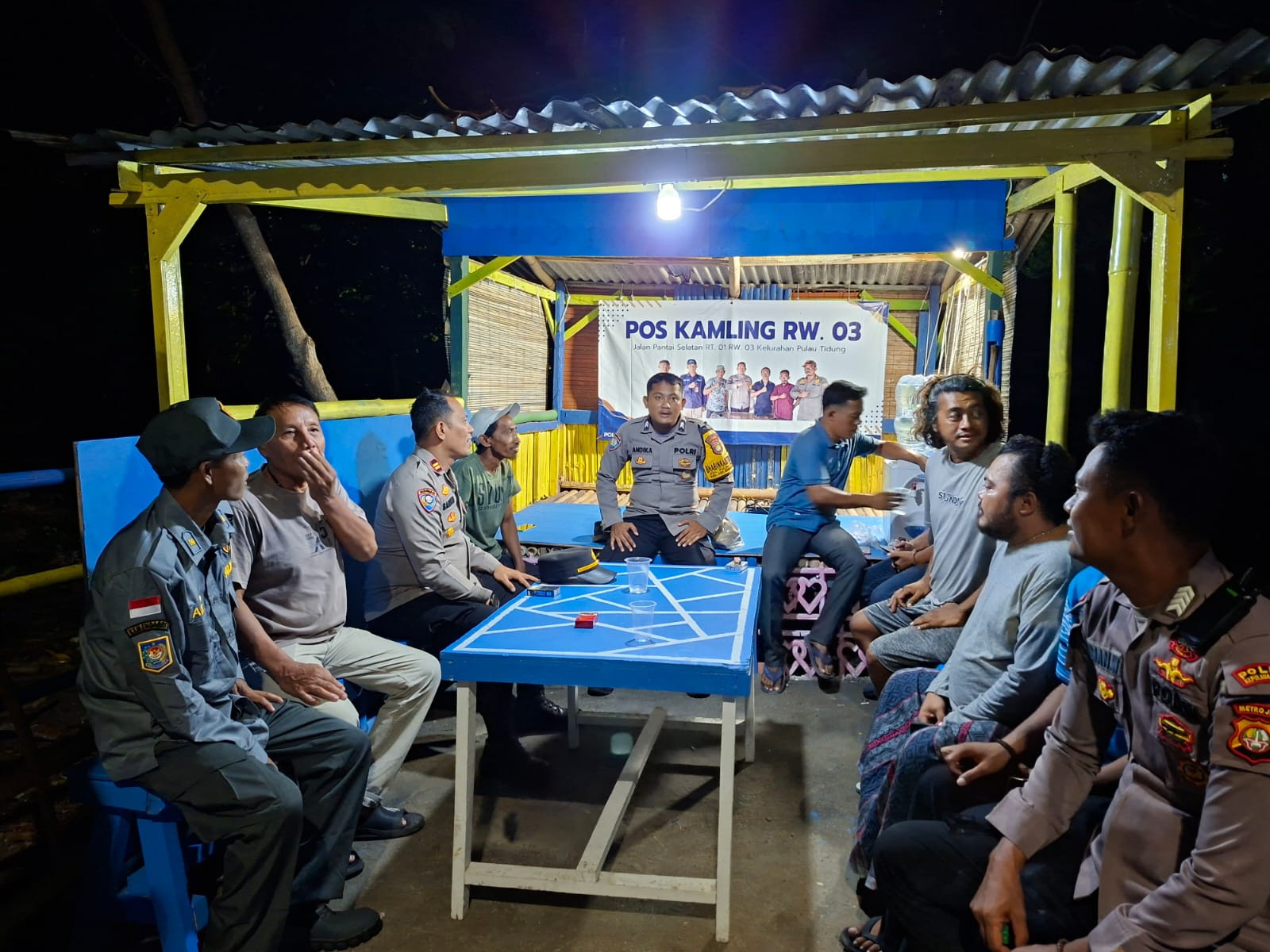 Polsek Kepulauan Seribu Selatan Tingkatkan Keamanan Lingkungan Lewat Pemantauan Pos Kamling