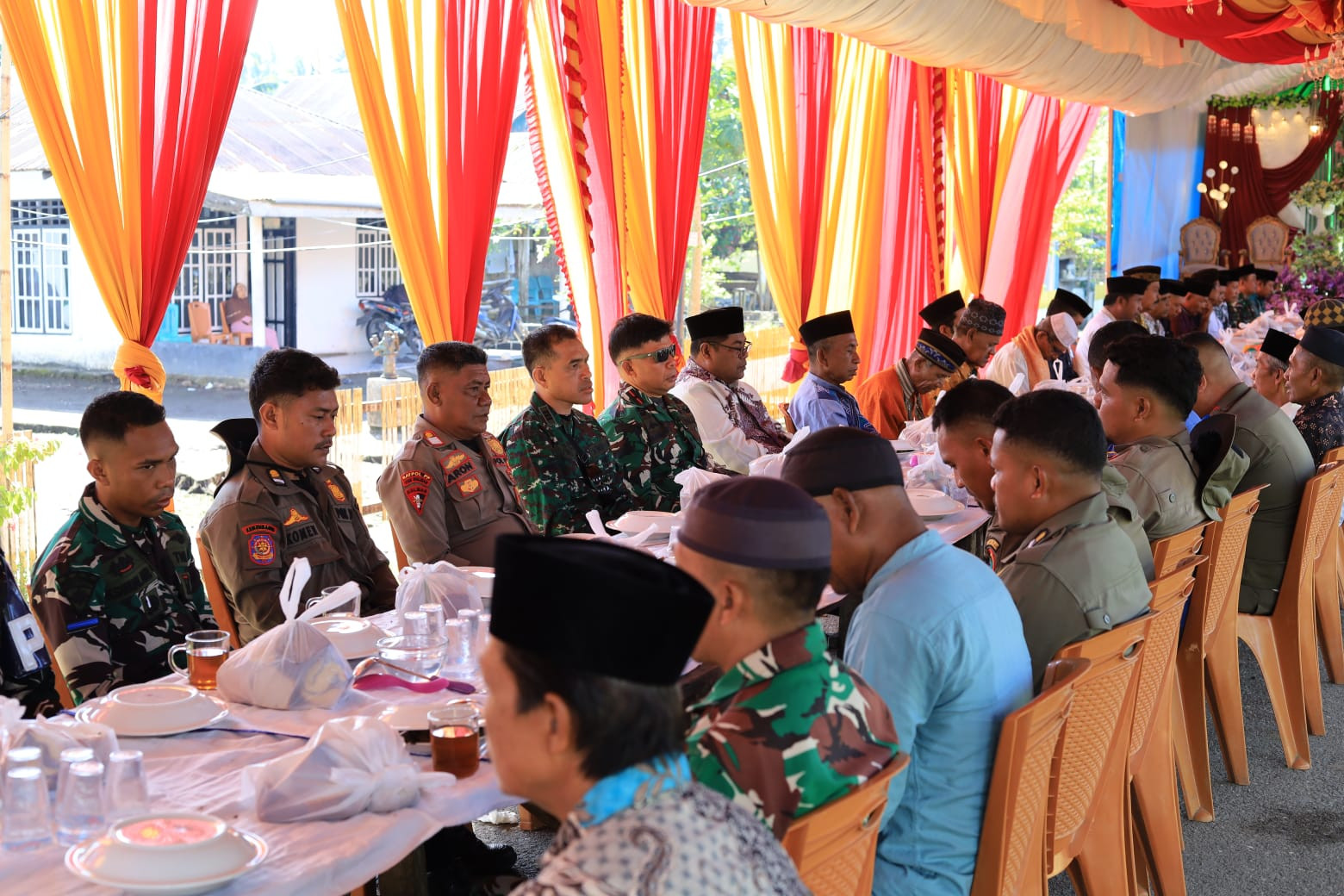 Tak Sekadar Membangun, Satgas TMMD Kodim 1505/Tidore Hadir Menyatuh Dengan Rakyat