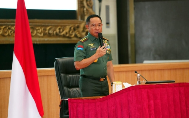 Panglima TNI Tanamkan Nilai Kepemimpinan dan Nasionalisme kepada Siswa SMA Taruna Nusantara