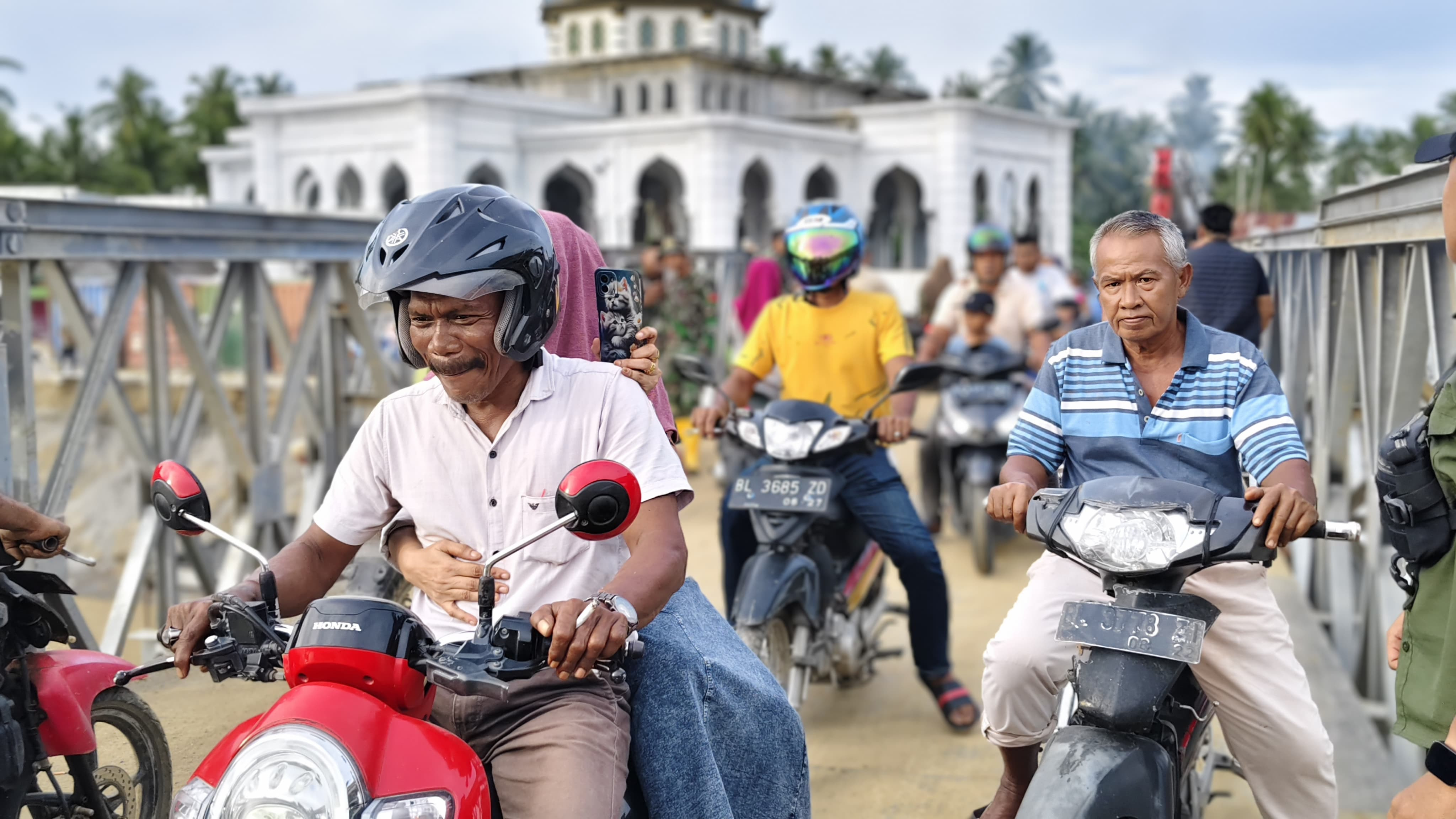 Akhir Penantian: Jembatan Bailey Teupin Mane Rampung, Aktivitas Warga Kembali Normal