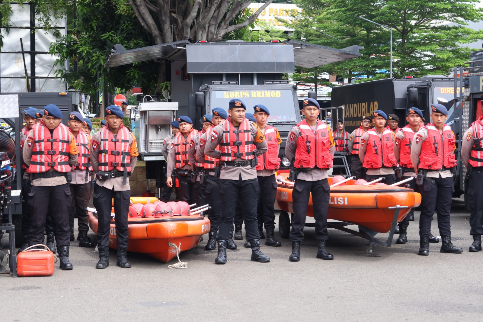 Keselamatan Warga Adalah Prioritas, Kapolda Metro Jaya: Polisi Harus Hadir Saat Bencana