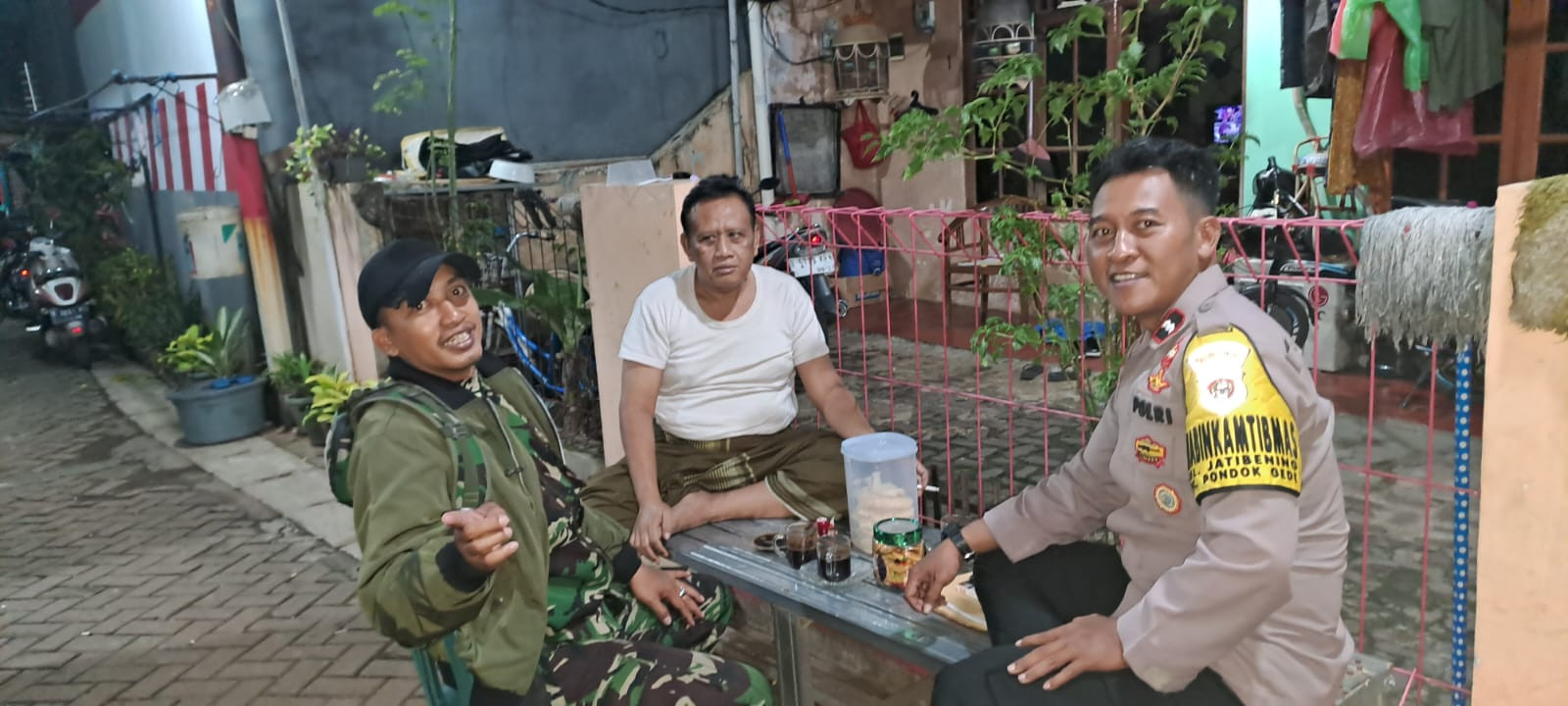 Sambang Kamtibmas Ramadhan Jati Bening