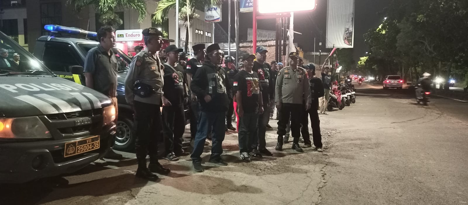 Patroli Skala Besar Polsek Bekasi Barat Ciptakan Situasi Aman dan Kondusif