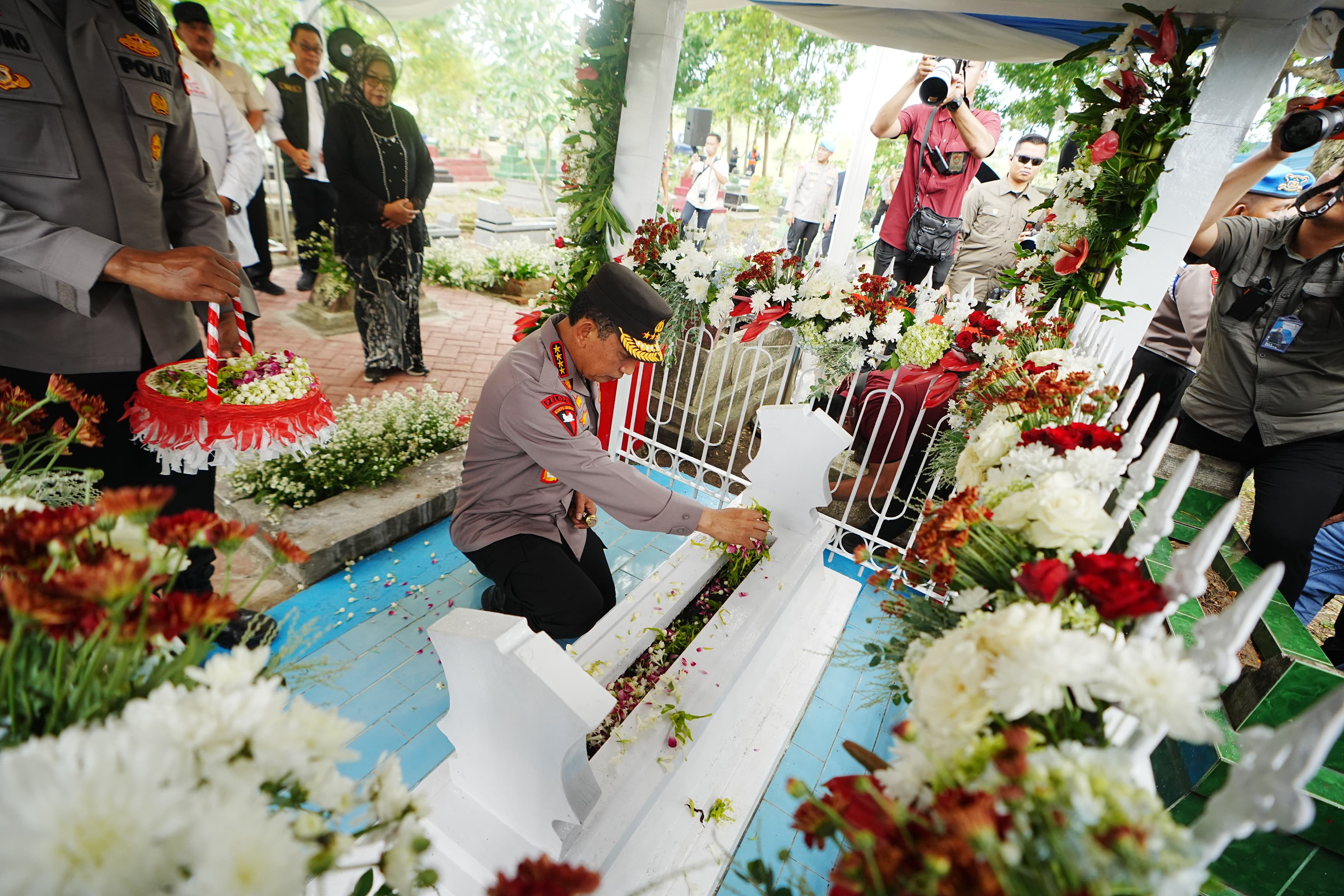 Ziarah Makam hingga Groundbreaking Museum Marsinah, Kapolri: Mengenang Pahlawan Nasional Buruh