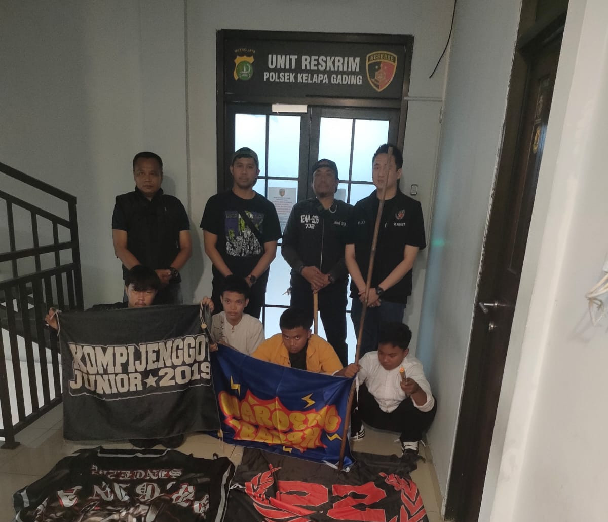 Polsek Kelapa Gading Bubarkan Konvoi Motor Liar, Amankan Empat Pemuda dan Tiga Motor