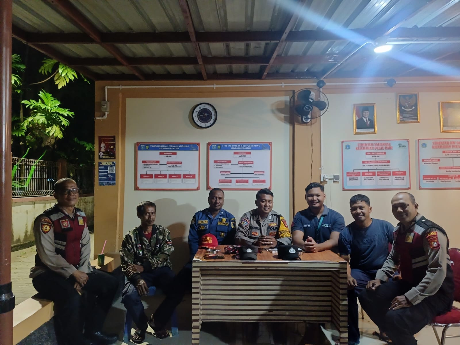 Patroli Malam Gabungan di Kepulauan Seribu Selatan, Polisi Ajak Warga Aktif Jaga Keamanan Lingkungan