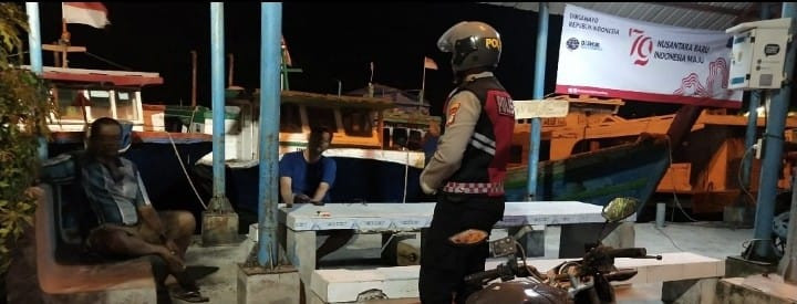 Polisi Baik dan Humanis, Polsek Kepulauan Seribu Selatan Patroli Malam Pantau Rumah Kosong yang Ditinggal Mudik