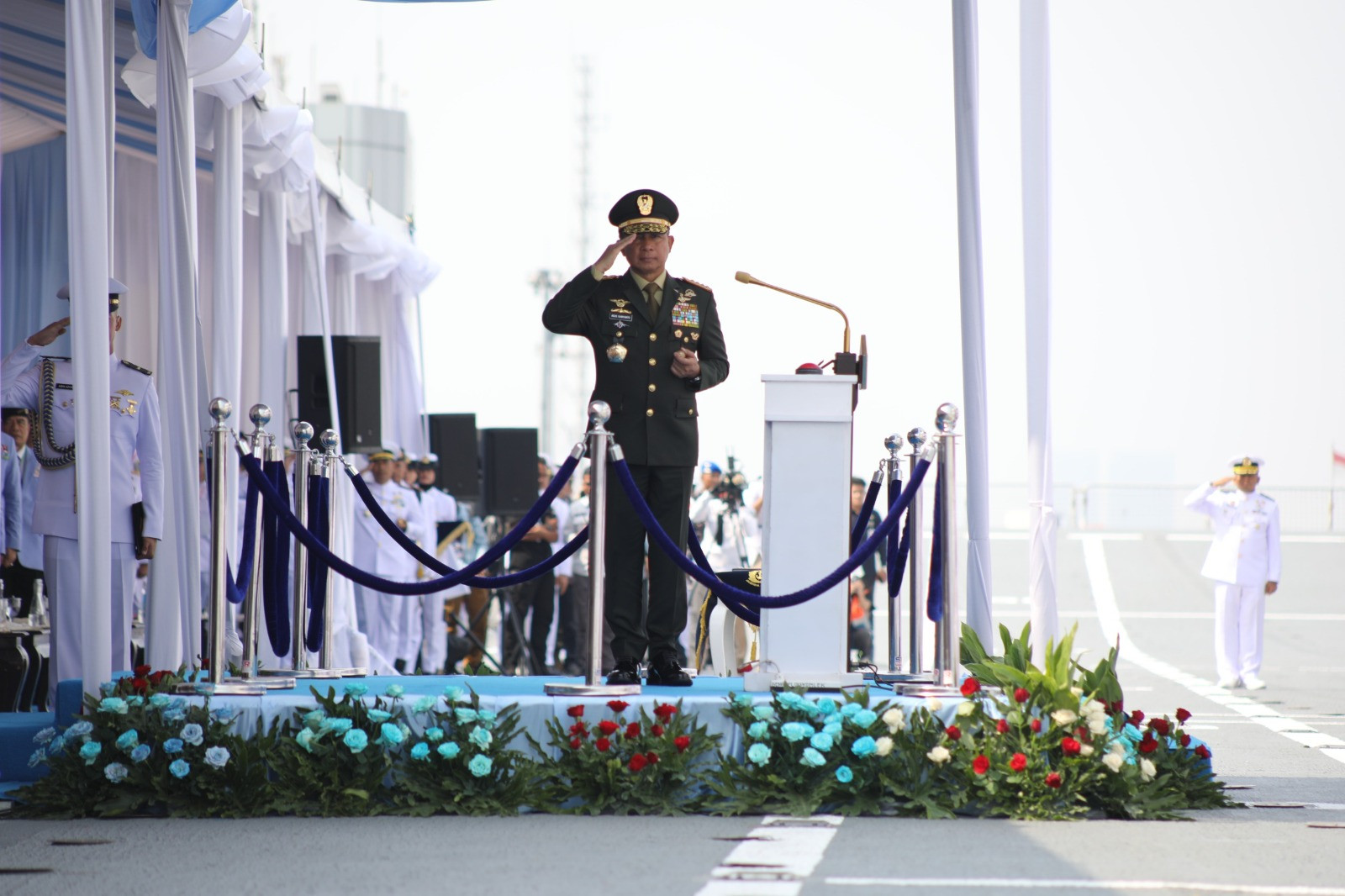 Panglima TNI Resmikan KRI Sriwijaya-100, Kapal Induk Pertama TNI Angkatan Laut