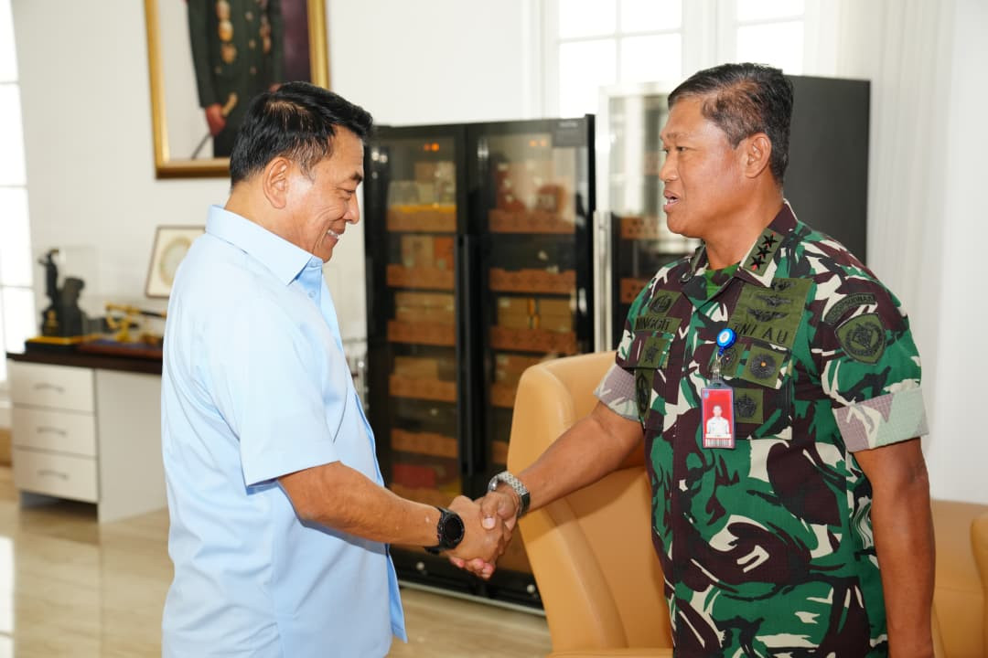 Mabes TNI Pererat Silaturahmi dengan Sesepuh Jenderal TNI (Purn) Dr. Moeldoko