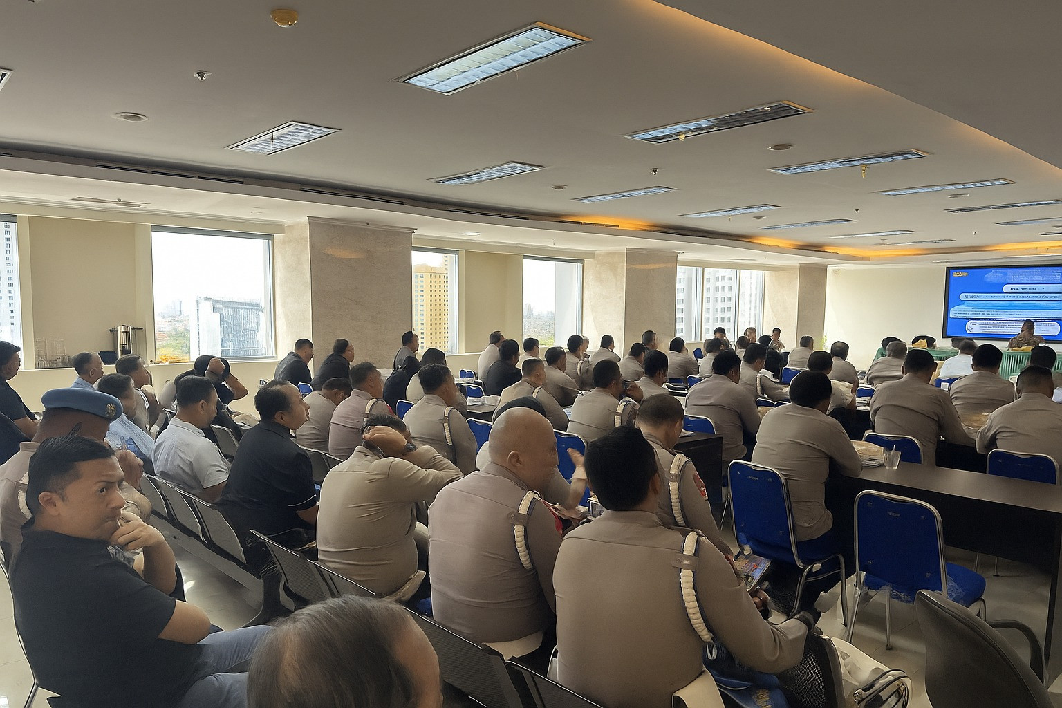 Polda Metro Jaya Gelar Anev dan Sosialisasi Etika Profesi, Tekankan Pengawasan PNPP dan Optimalisasi Whistle Blower System–SP4N Lapor