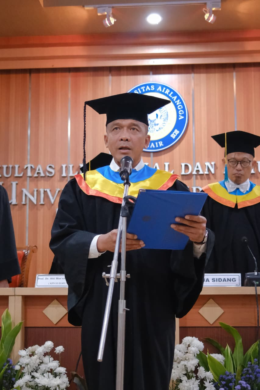 Kapolda Jabar Raih Gelar Doktor Lewat Disertasi "Cerita dari Mesuji", Paparkan Kondisi Polisi di Tengah Konflik