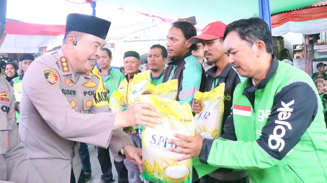 Kapolres Metro Jakarta Pusat Resmikan Gerai Rakyat Mart: "Ojol Adalah Teman Kami di Jalan, Mari Kita Jaga Jakarta Sama-sama"