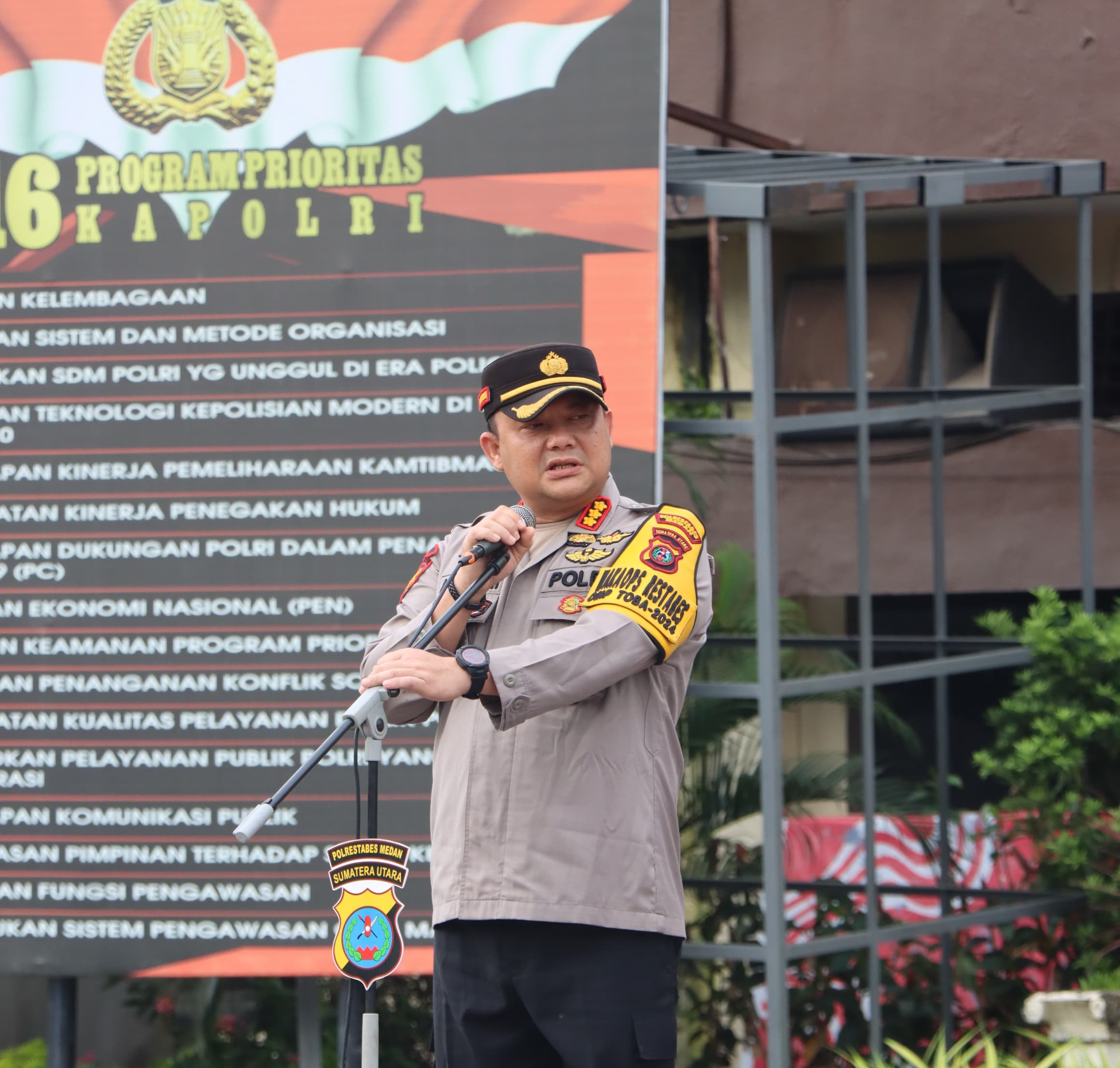 Kombes Pol Anhar Arlia Rangkuti Pimpin Apel Terakhir sebagai Wakapolrestabes Medan
