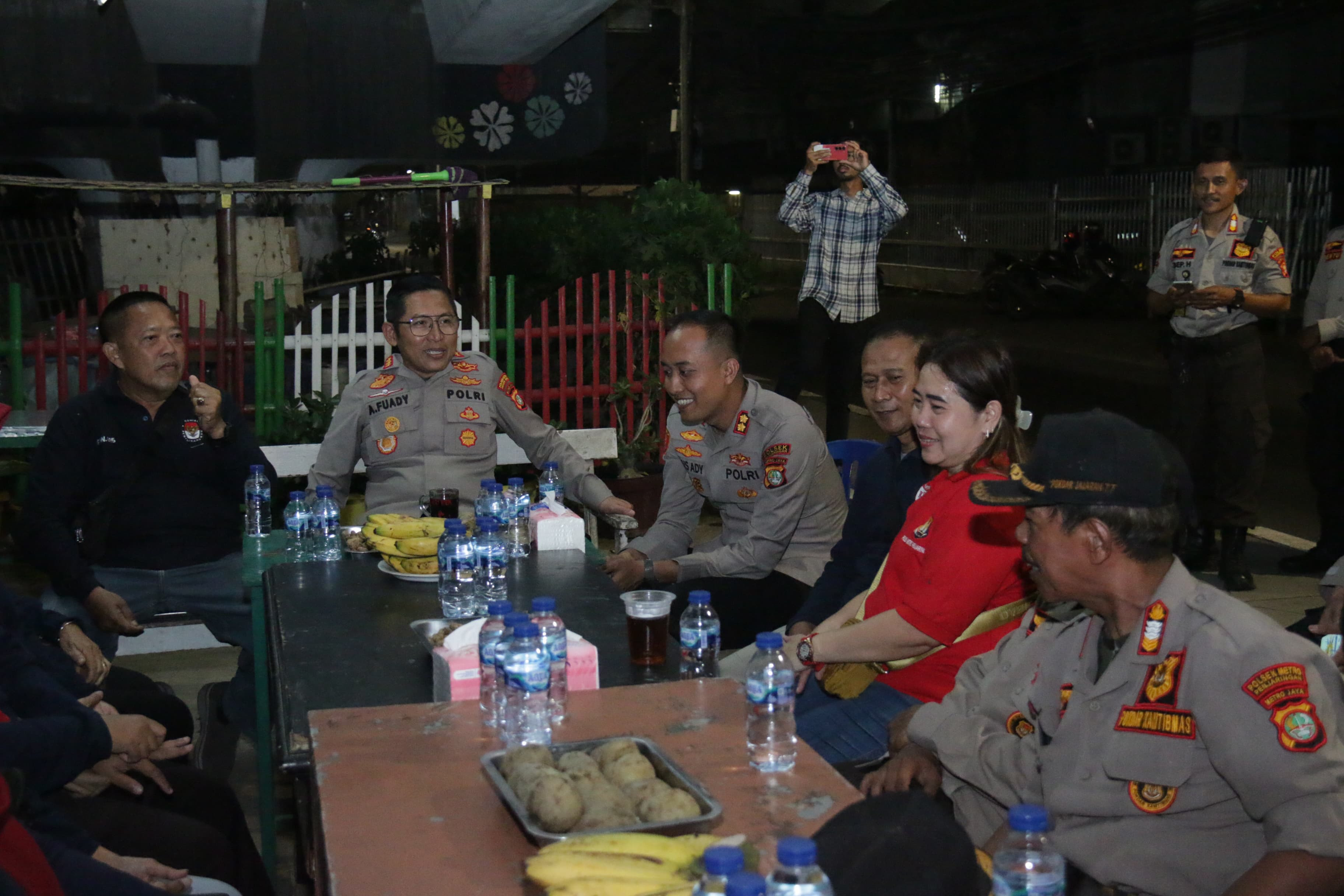 Kapolres Metro Jakarta Utara Tinjau Pos Pantau di Penjaringan, Pastikan Keamanan Kondusif Selama Ramadhan