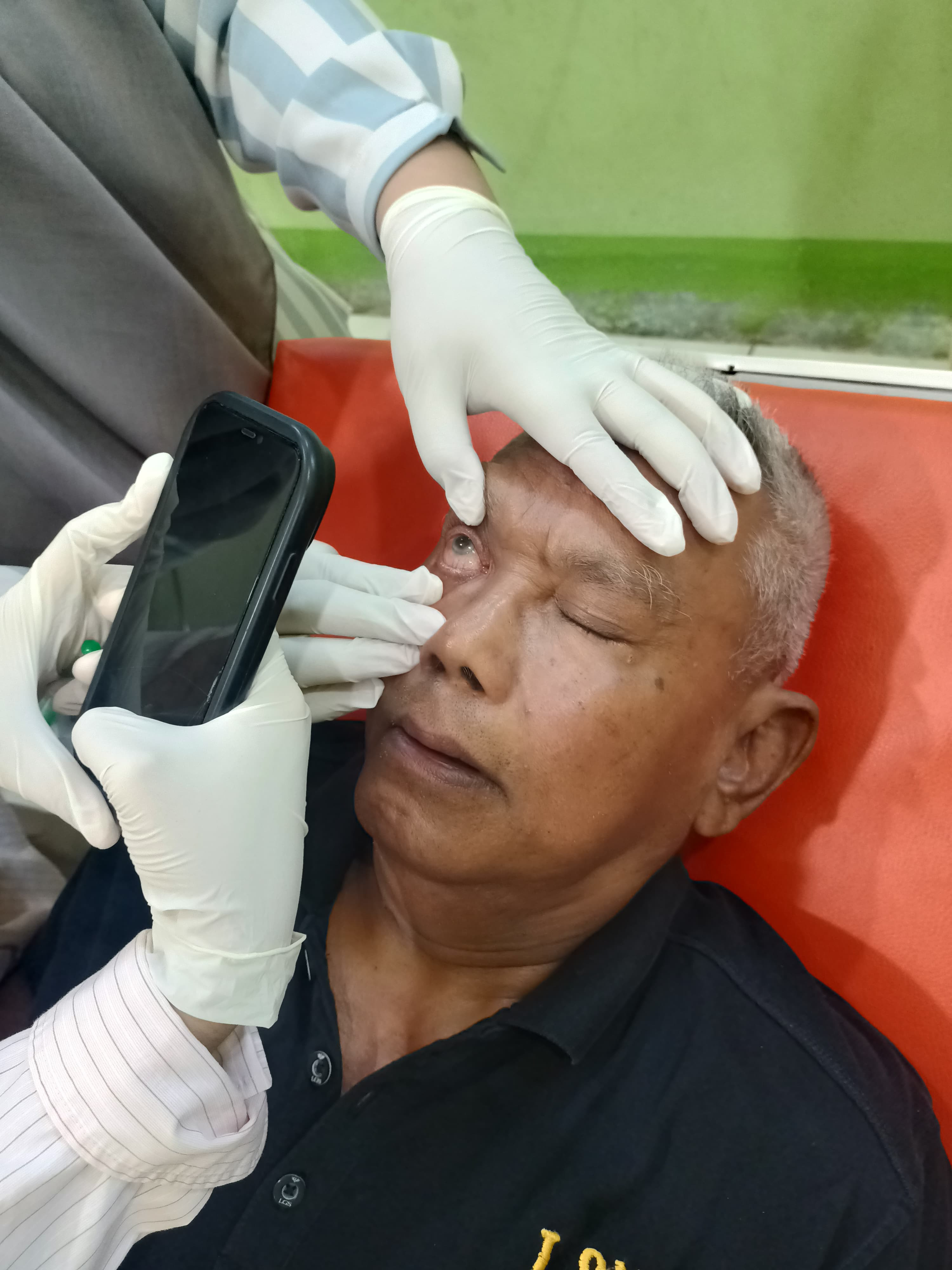 Wartawan Laporkan Dugaan Kekerasan, EB Bantah