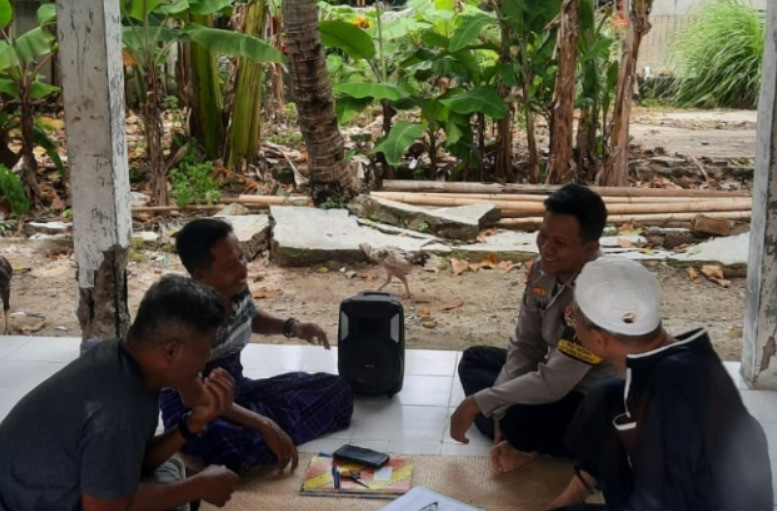 Bhabinkamtibmas Pulau Lancang Sambangi Tokoh Agama, Wujudkan Ramadhan yang Sejuk dan Kondusif