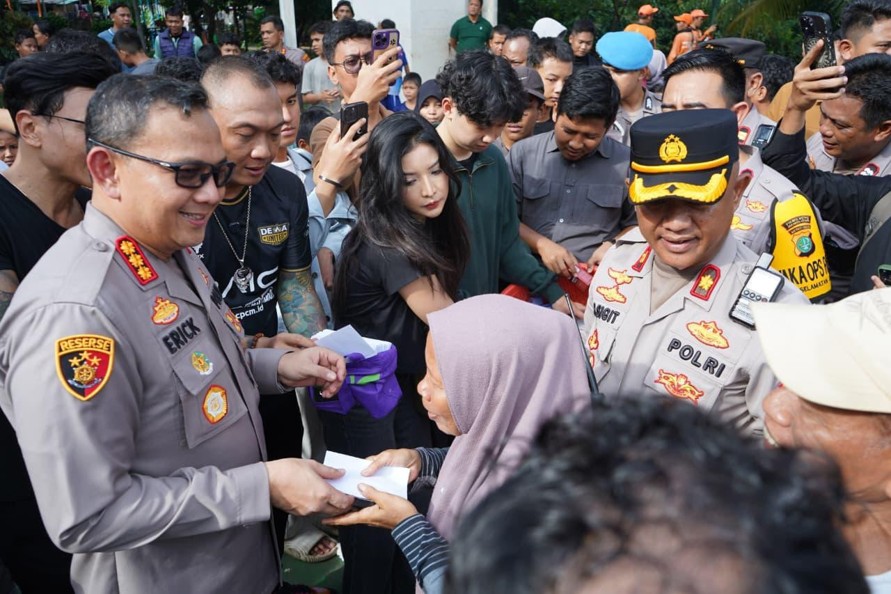 Kapolres Metro Jakut Gelar Jumat Peduli: Edukasi Narkoba hingga Bansos di RPTRA Sungai Bambu