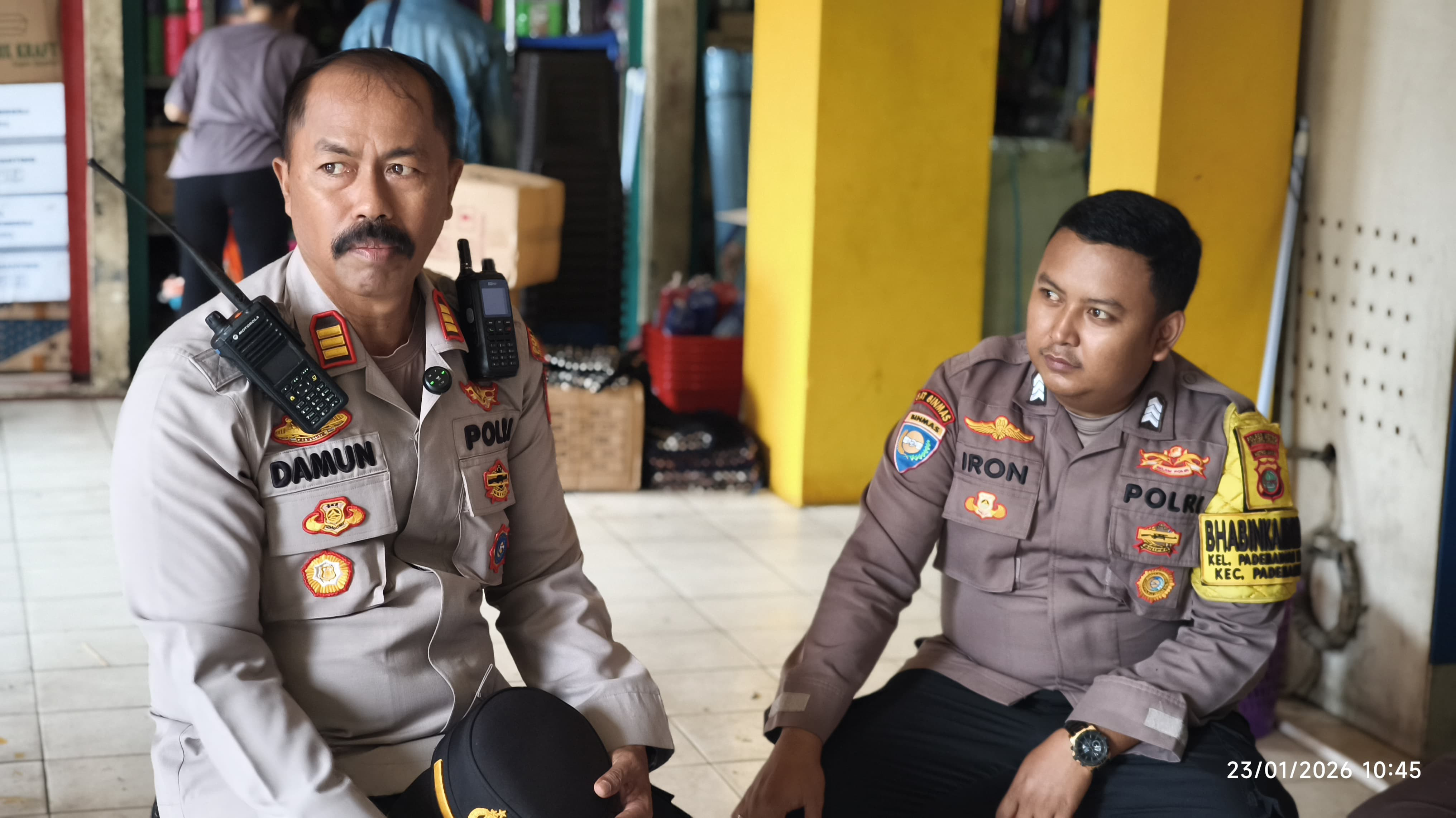 Polisi dan Pedagang Pasar Inpres Pademangan Perkuat Sinergi Jaga Kamtibmas