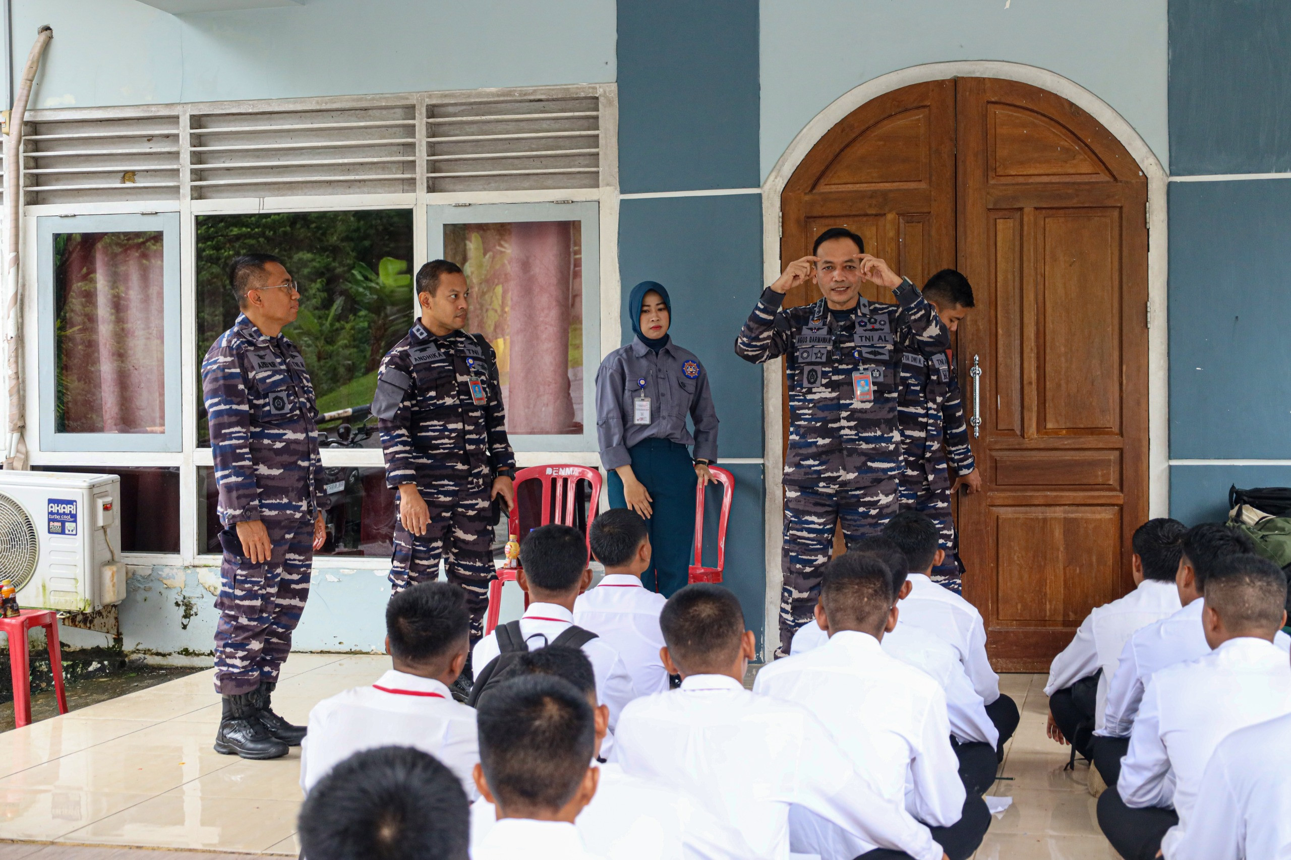 Panda Kodaeral IX Terima Tim Pengawasan dan Pengendalian Mabes TNI AL, Jaga Transparansi Proses Seleksi Penerimaan Caba Gelombang II dan Cata Gelombang III TNI AL TA. 2025