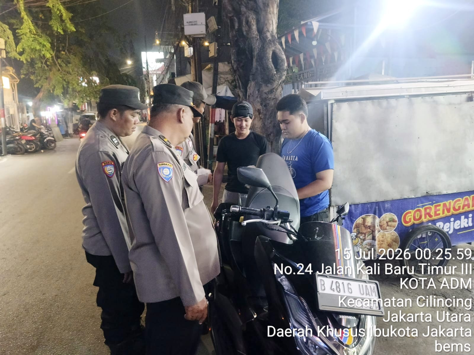Polsek Cilincing Perketat Pengamanan Malam Lewat Patroli KRYD dan Razia Stasioner, Cegah Tawuran dan Kejahatan Jalanan