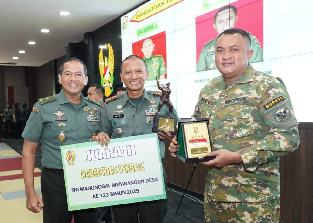 Dandim 0621/Bogor Letkol Inf Henggar Tri Wahono Raih Dansatgas TMMD Terbaik