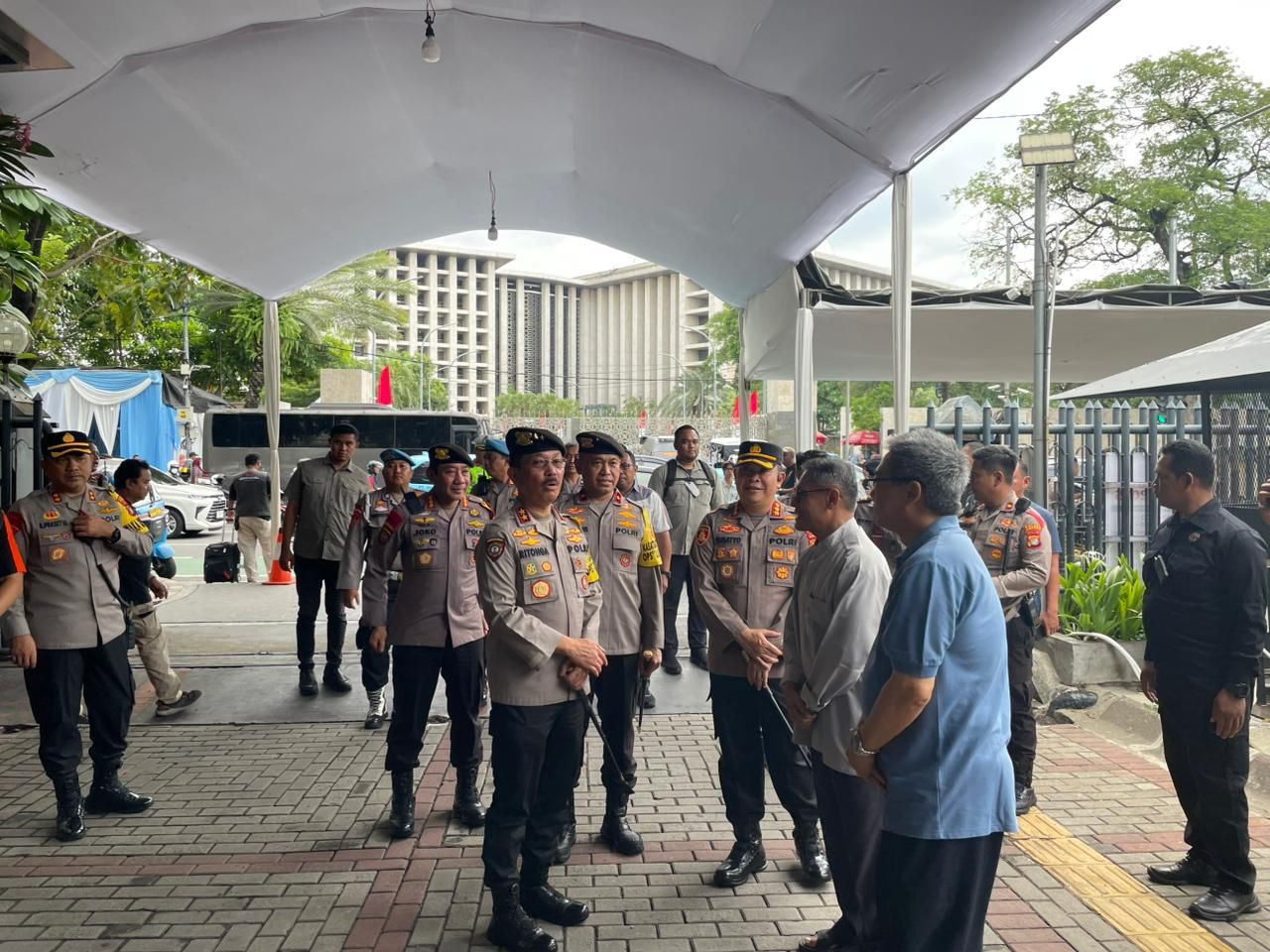 Polri Pastikan Kesiapan Pengamanan Natal 2025 dan Tahun Baru 2026 melalui Pelayanan Terpadu