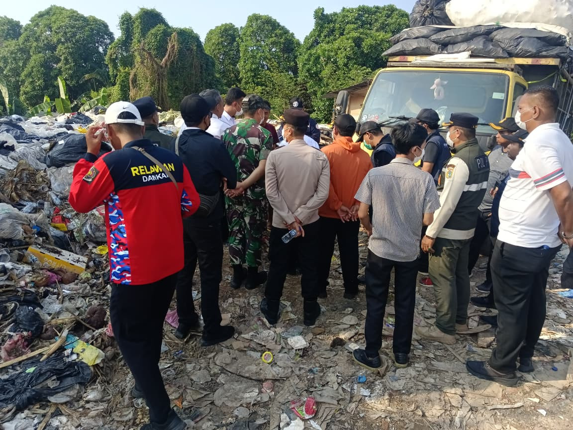 Penanganan Sampah di Penjaringan Diperketat, Aparat Gabungan Lakukan Pengamanan dan Pembersihan Lokasi di Pejagalan
