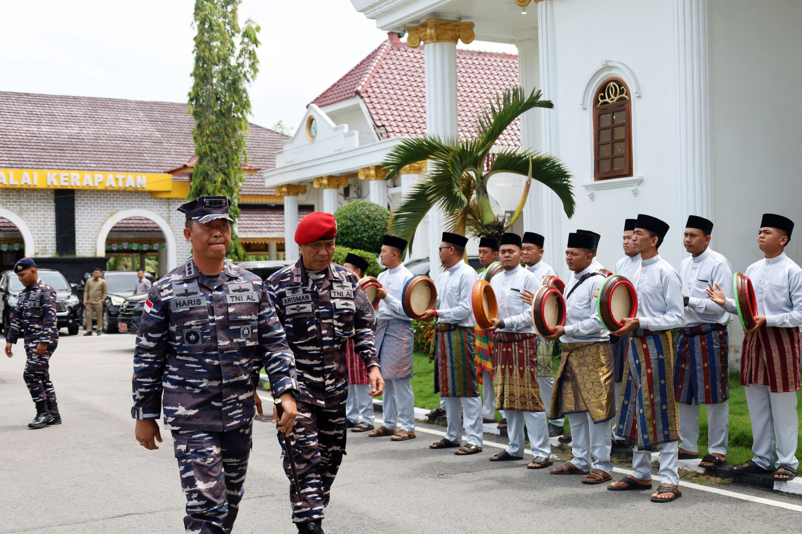 Sinergi Membangun Daerah Amamkan Laut, Danlanal Dumai Kunjungi Negeri Junjungan