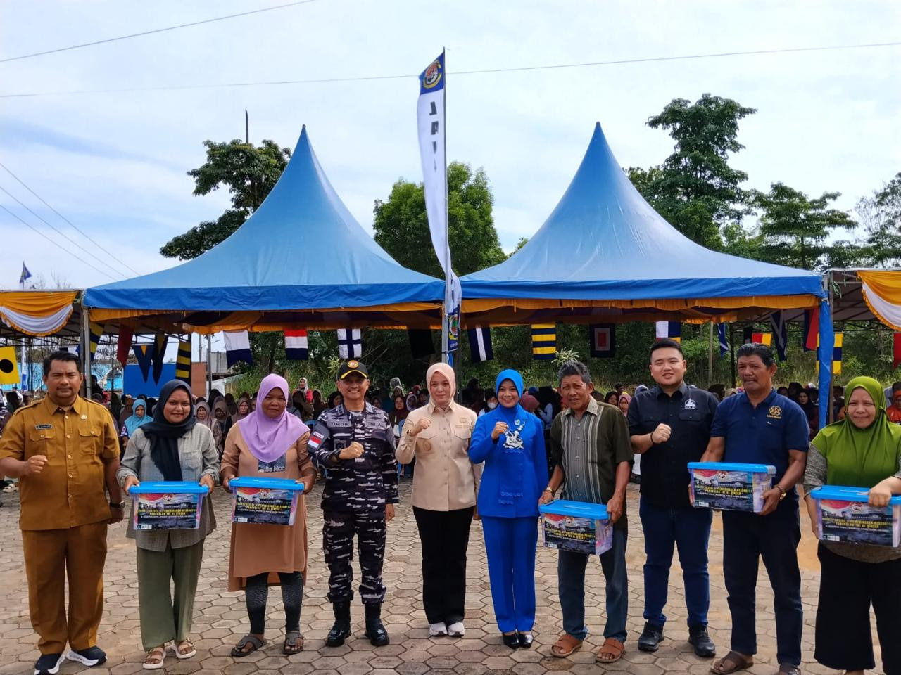 Lanal Bintan Kembali Gelar Bakti Sosial dan Pemeriksaan Kesehatan Gratis di Desa Kawal