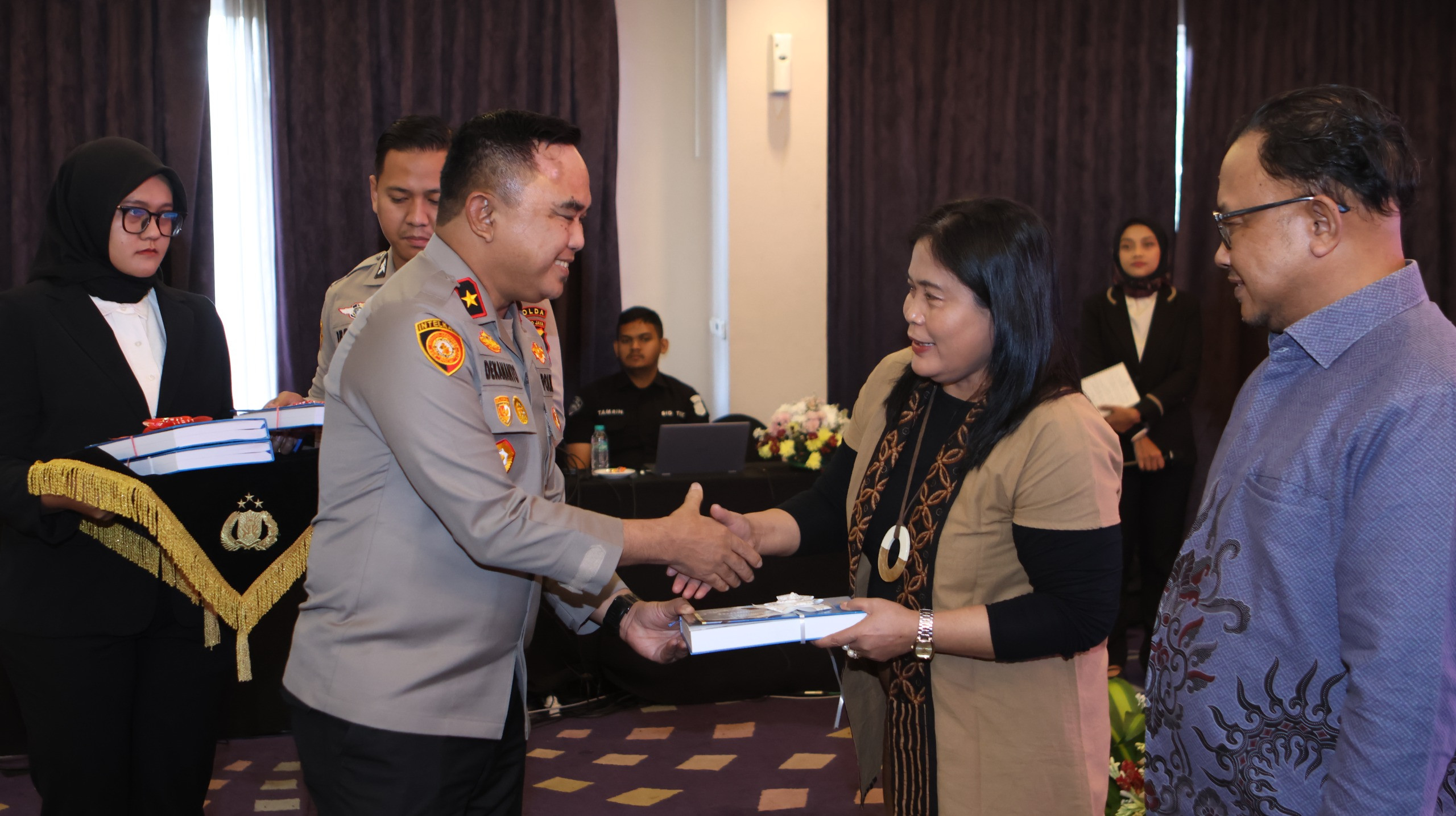 Polda Metro Jaya Gelar Seminar Hukum Bahas Perluasan Objek Praperadilan dalam KUHAP Baru