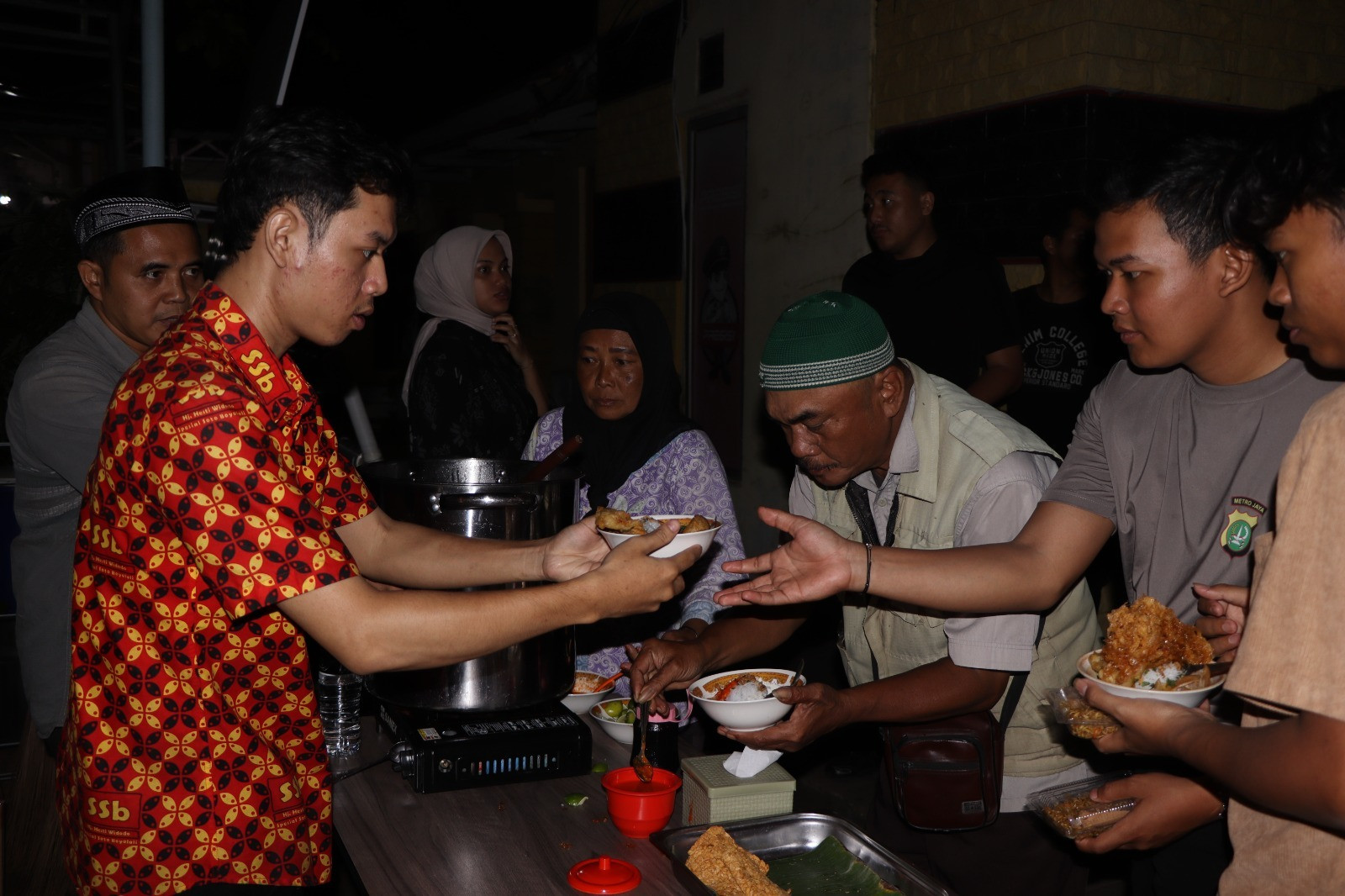 Polres Kepulauan Seribu Gelar Buka Puasa Bersama Komunitas Ojol, Pererat Silaturahmi