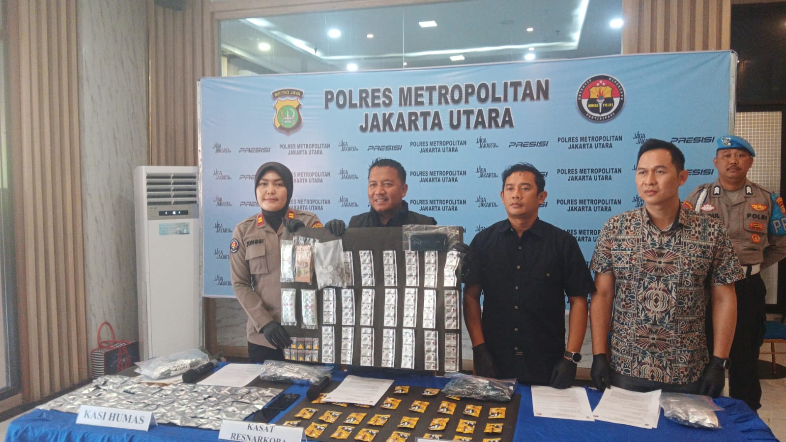 Satresnarkoba Polres Metro Jakarta Utara Bongkar Peredaran Obat Keras Daftar G Tanpa Izin Edar, Ribuan Butir Disita