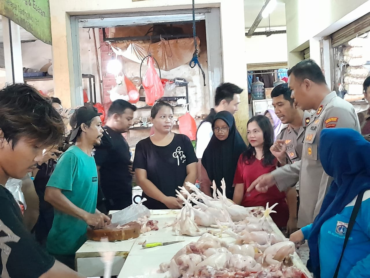 Pastikan Harga Stabil Jelang Ramadhan, Polres Metro Jakarta Utara Sidak Pasar Jaya Kelapa Gading