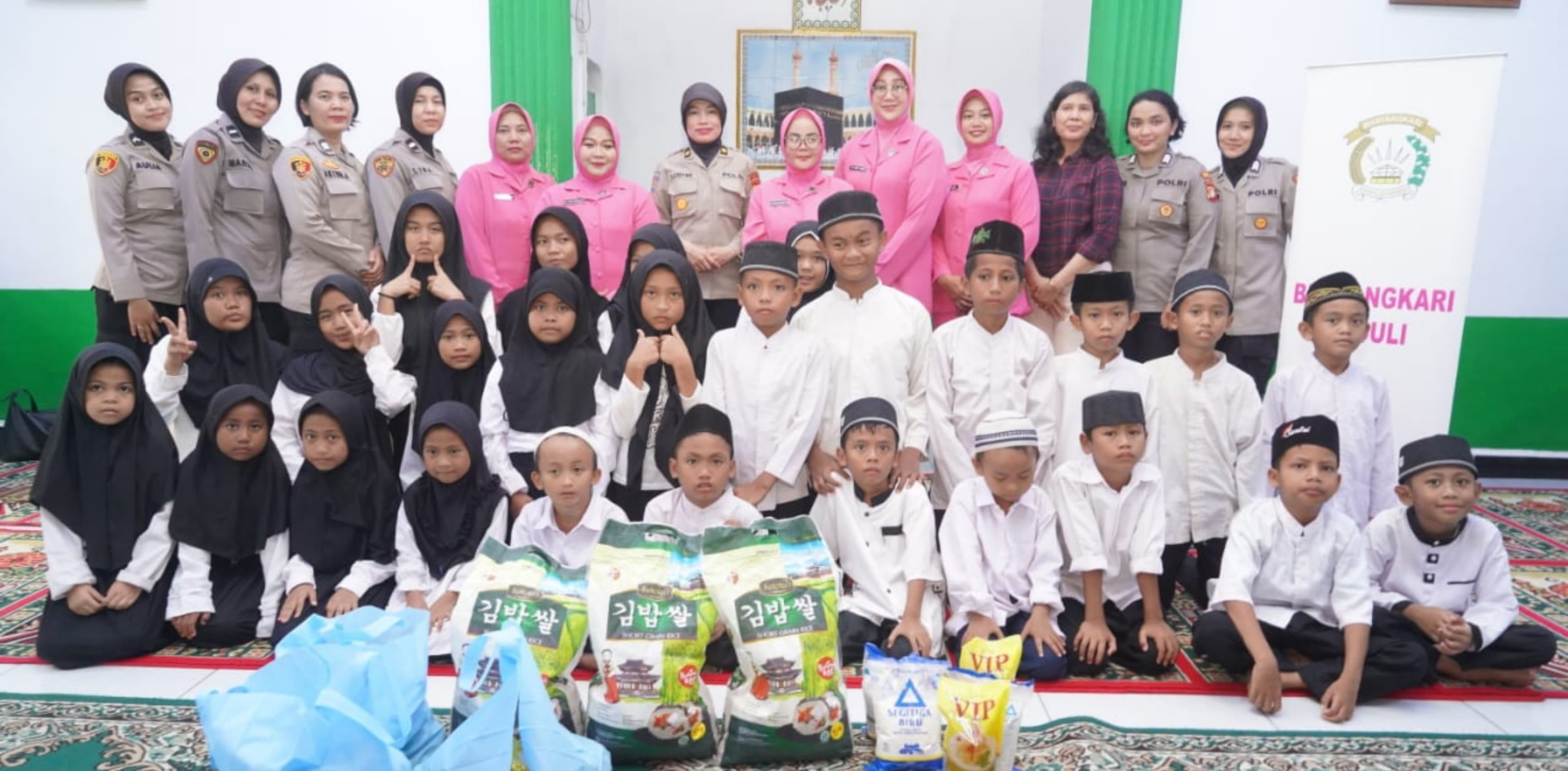Polwan dan Bhayangkari Polres Metro Jakarta Utara Kunjungi Panti Asuhan, Wujudkan Kepedulian dan Pemberdayaan Perempuan